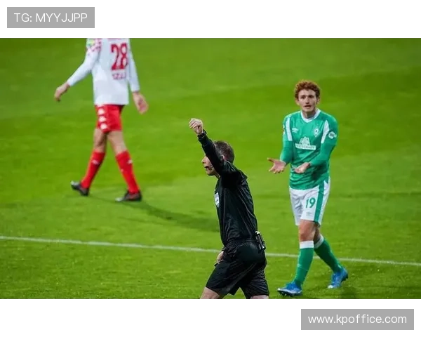 柏林联合对阵不莱梅首发亮相